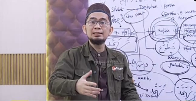 Perlu Tahu, Berikut Keutamaan Sholat Tahajud, Menurut Ustadz Adi Hidayat