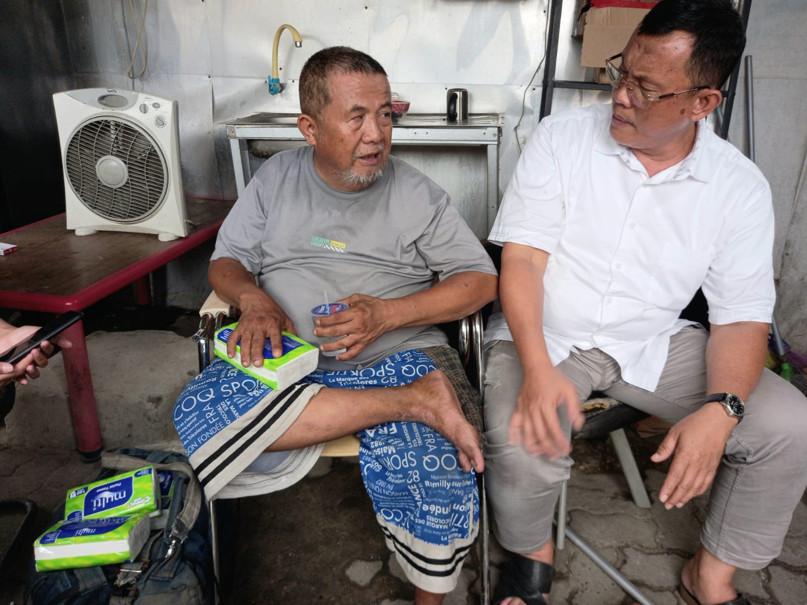 2 Mimpi Ahmad Lison, Si Tuna Netra Penjual Tissu Keliling Asal Lahat