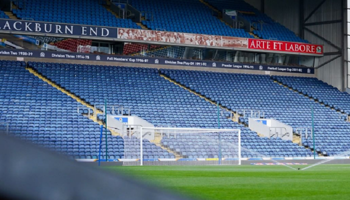 Stadion Ewood Park Markas Klub Blackburn Rovers Gelar Kembali Salat Idul Adha