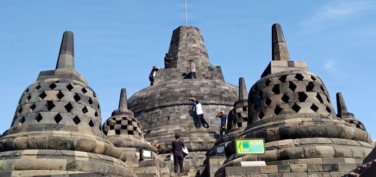 Plesiran ke Yogyakarta dan Ingin Destinasi Wisata Kuno jug Bersejarah? Simak Rekomendasi 5 Candi Ini