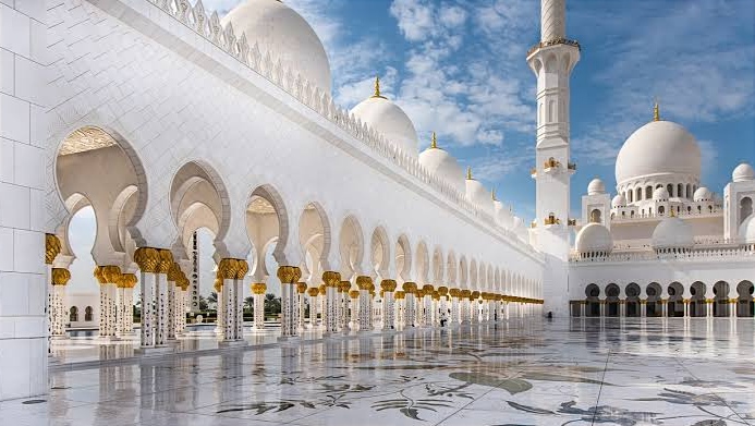 Fenomena Pembangunan Masjid Megah Disebut Tanda Akhir Zaman? Begini Penjelasannya