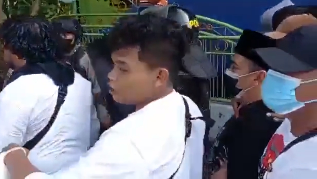 Tersangka Kasus Pencabulan Santriwati Ponpes di Jombang Dibawa ke Rutan Medaeng
