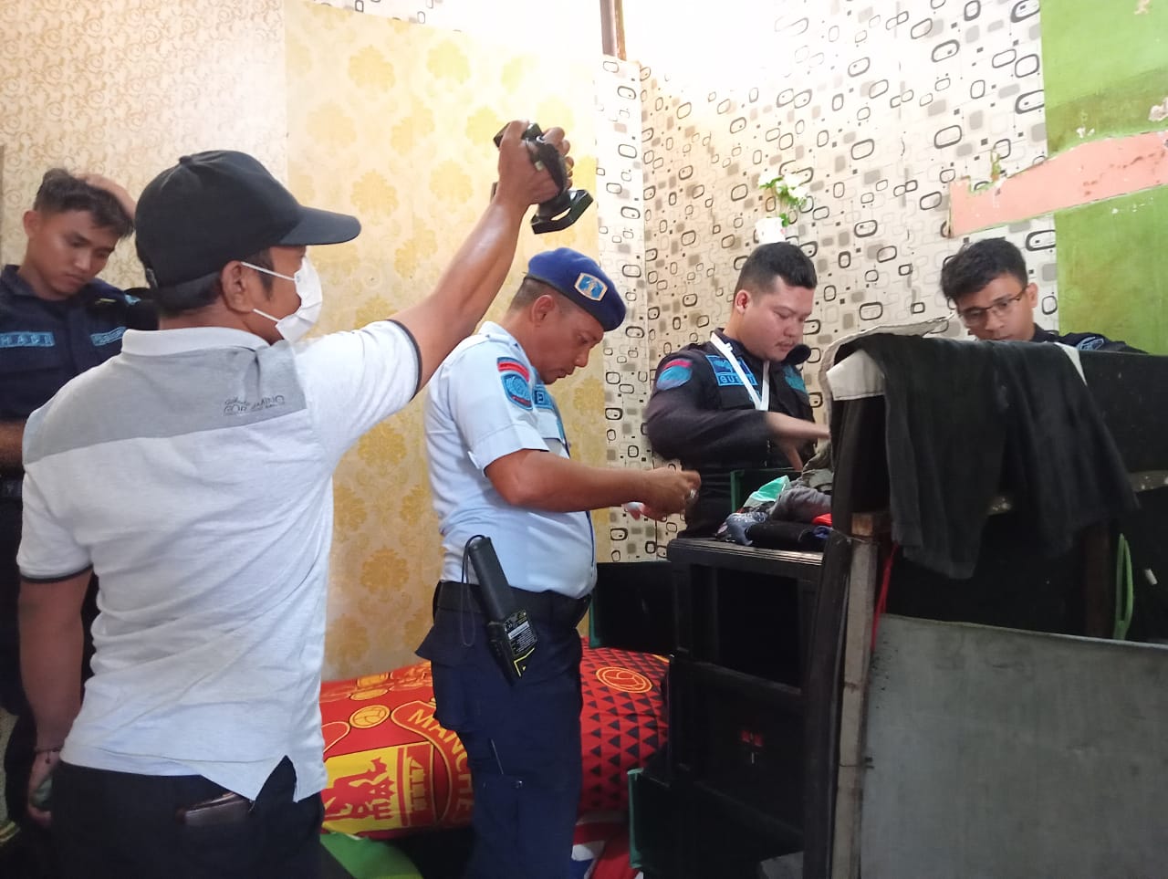Tim Gabungan Kanwil Kemenkumham Lampung Razia Rutan Menggala, Hasilnya Ditemukan Benda Terlarang