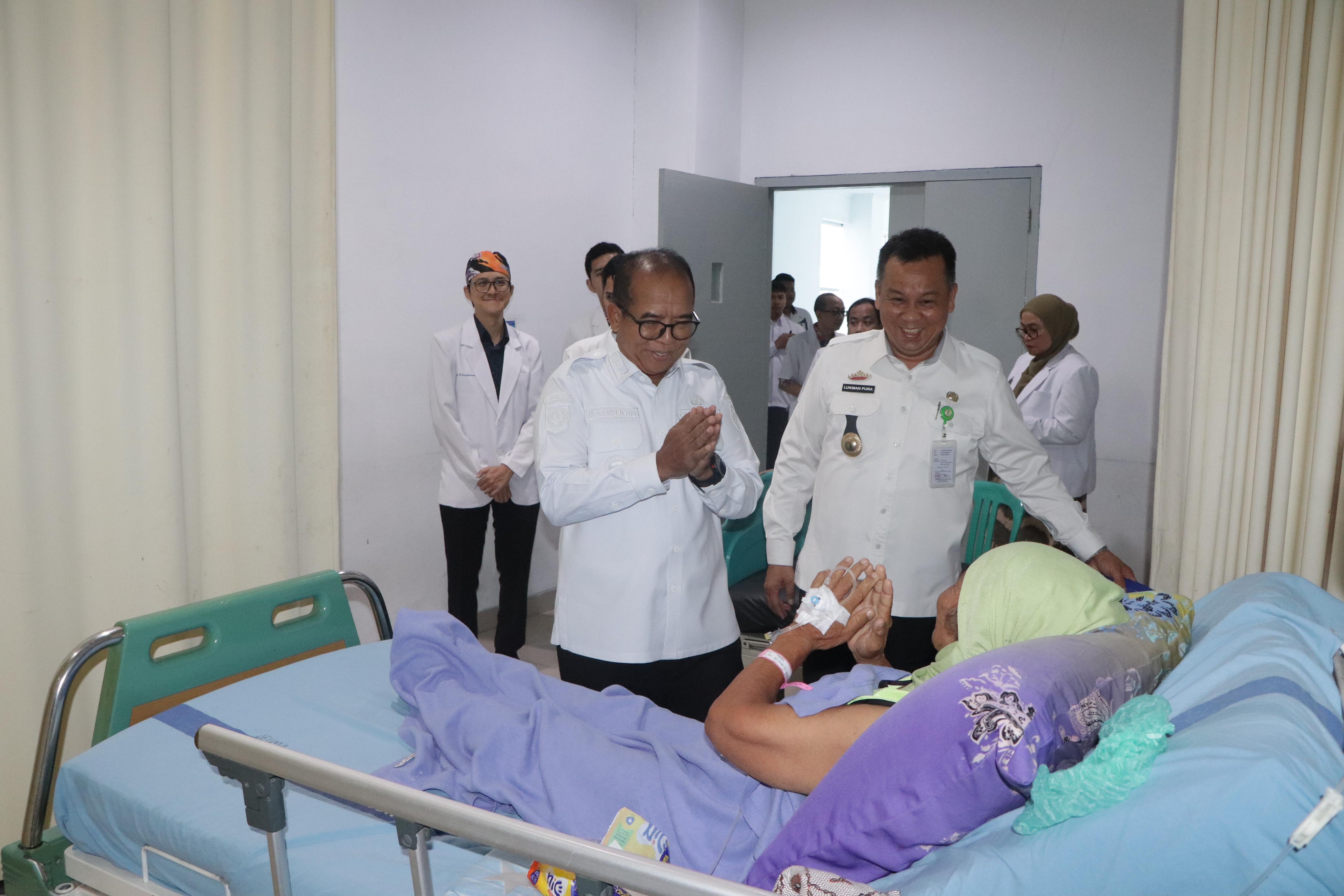 Pj. Gubernur Tekankan RSUDAM Wajib Tingkatkan Pelayanan Kepada Masyarakat