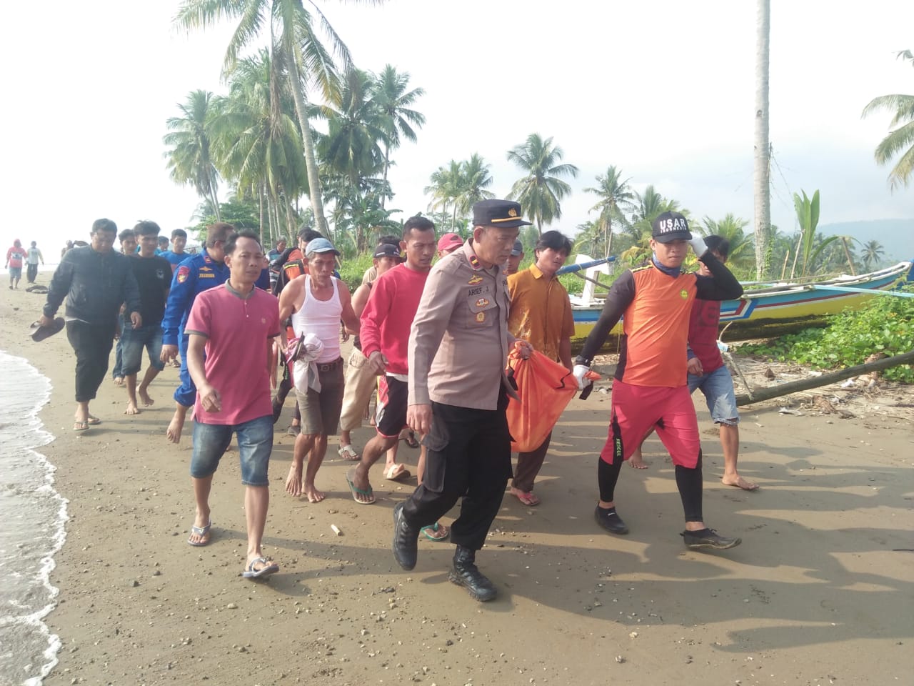 Anak Korban Tenggelam di Pantai Tanjungan Pematang Sawa Berhasil Ditemukan