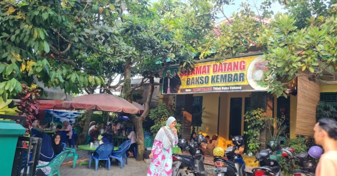 Nikmati Semangkok Bakso di Bakso Kembar, Kuliner Hidden Gem di Bandar Lampung