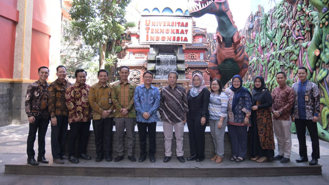 Tim Fakultas Ilmu Budaya UGM Kunjungi Universitas Teknokrat Indonesia