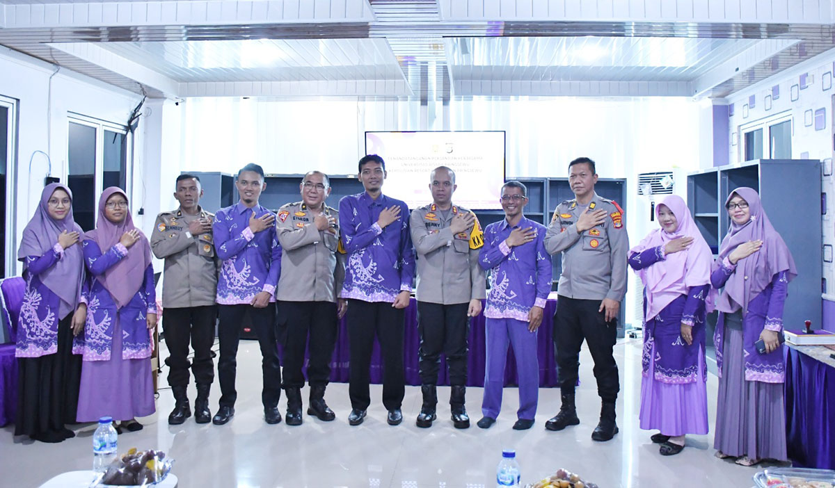 Polres Pringsewu Tanda Tangan Perjanjian Kerjasama Tri Dharma Perguruan Tinggi Dengan UAP