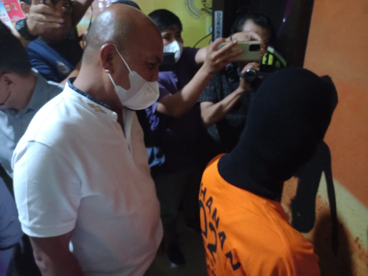 Ditinggal Istri Jadi TKI, Pria Ini Nekat Setubuhi Anak Kandung