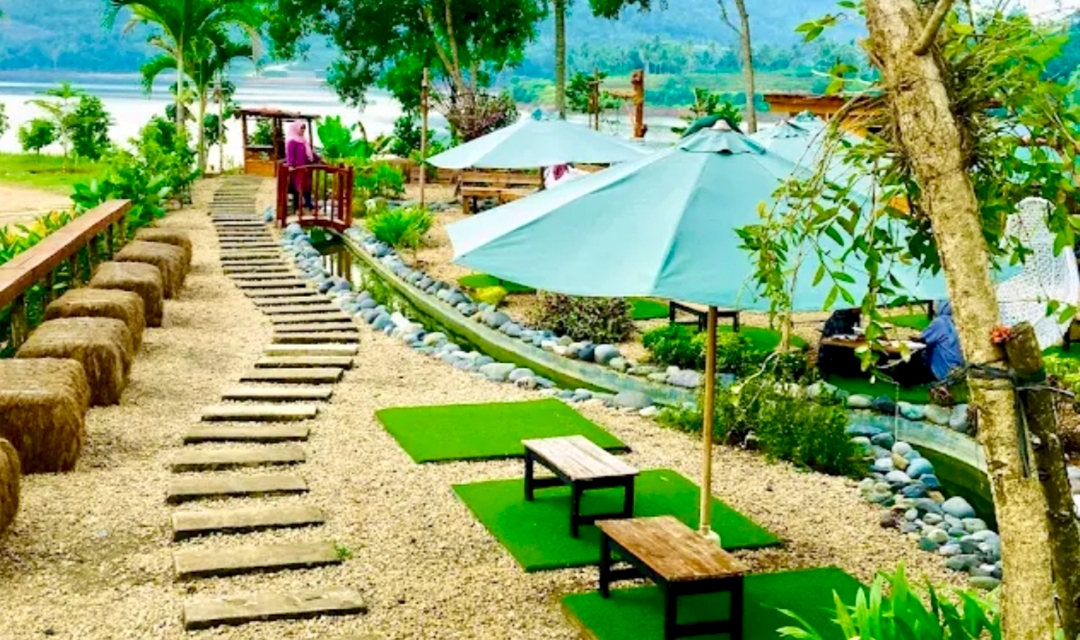 5 Wisata Lampung Yang Ada Fasilitas Zoo, Healing Asyik Sambil Edukasi Hewan
