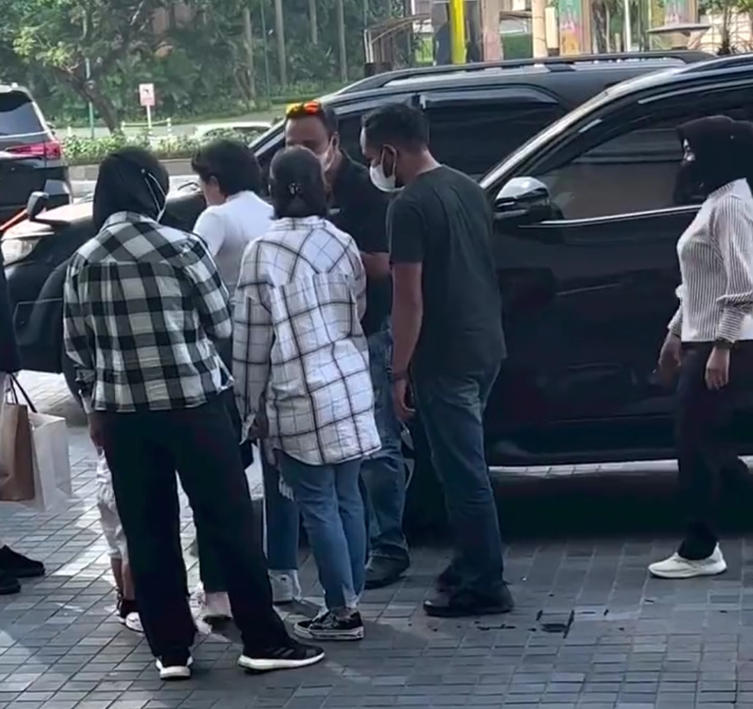 Begini Kronologi Penangkapan Artis Nikita Mirzani yang Buat Histeris Anaknya