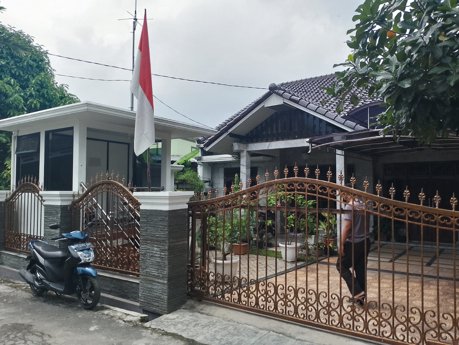 Dikabarkan di OTT, Rumah Pribadi Karomani Tidak Ada Aktifitas