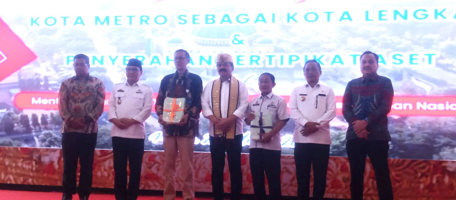 Kota Metro, Pertama di Lampung Mendapat Predikat Kota Lengkap