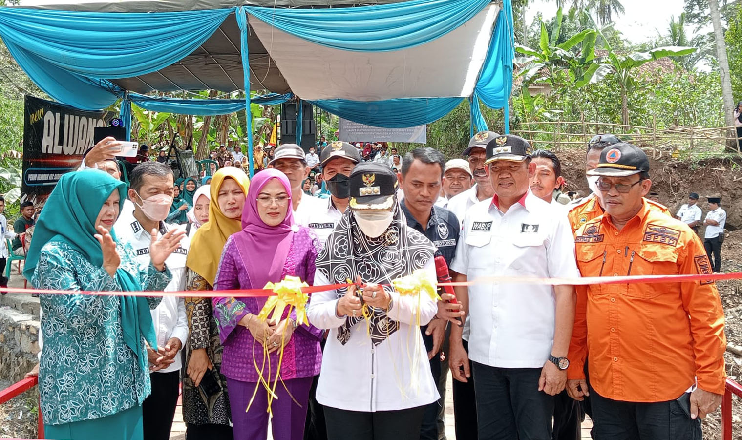Resmikan Jembatan Penghubung Pekon dan Kecamatan, Bupati Tanggamus Harapkan Ini