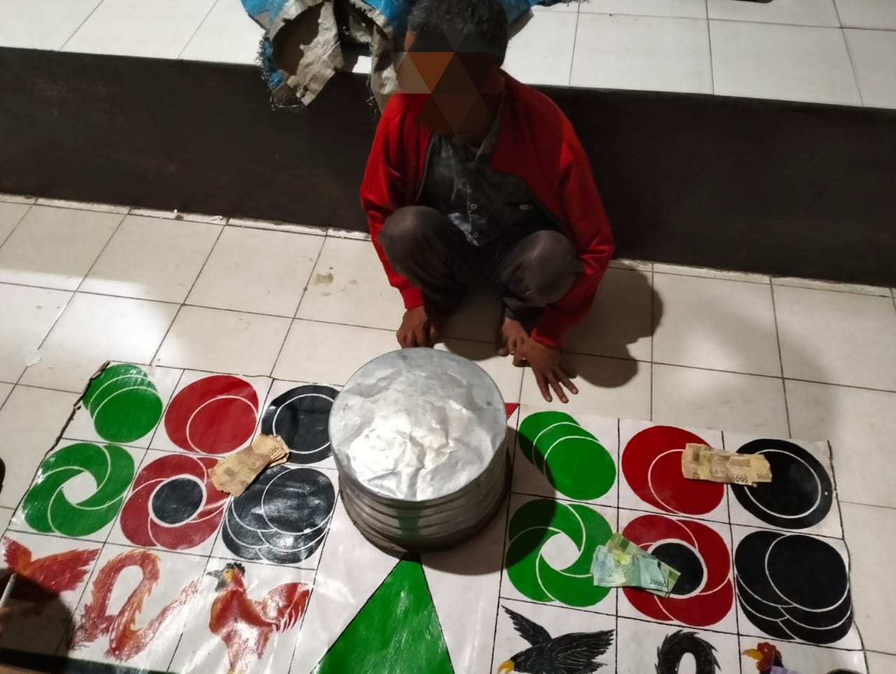 Bandar Judi Koprok Dibekuk, Pemasang Kabur