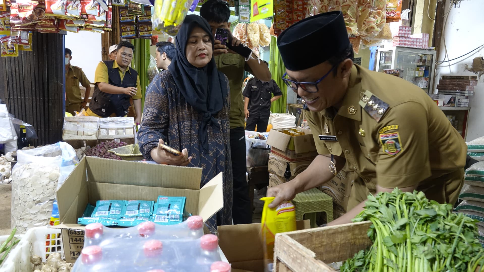 Pantau Harga Sembako, Ardito Sidak ke Pasar Bandar Jaya Plaza
