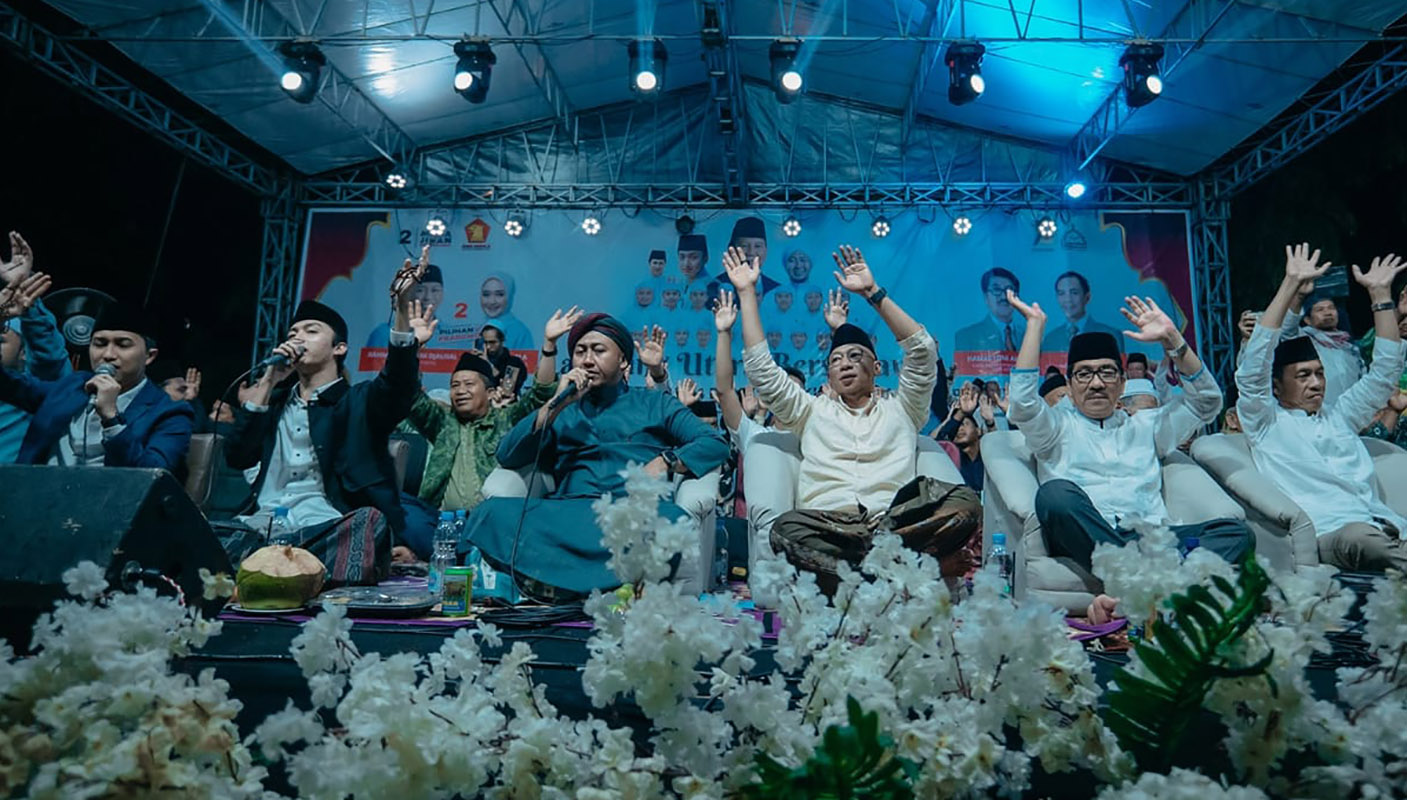 Mirza - Jihan Sholawat Bersama Masyarakat Lampung Utara