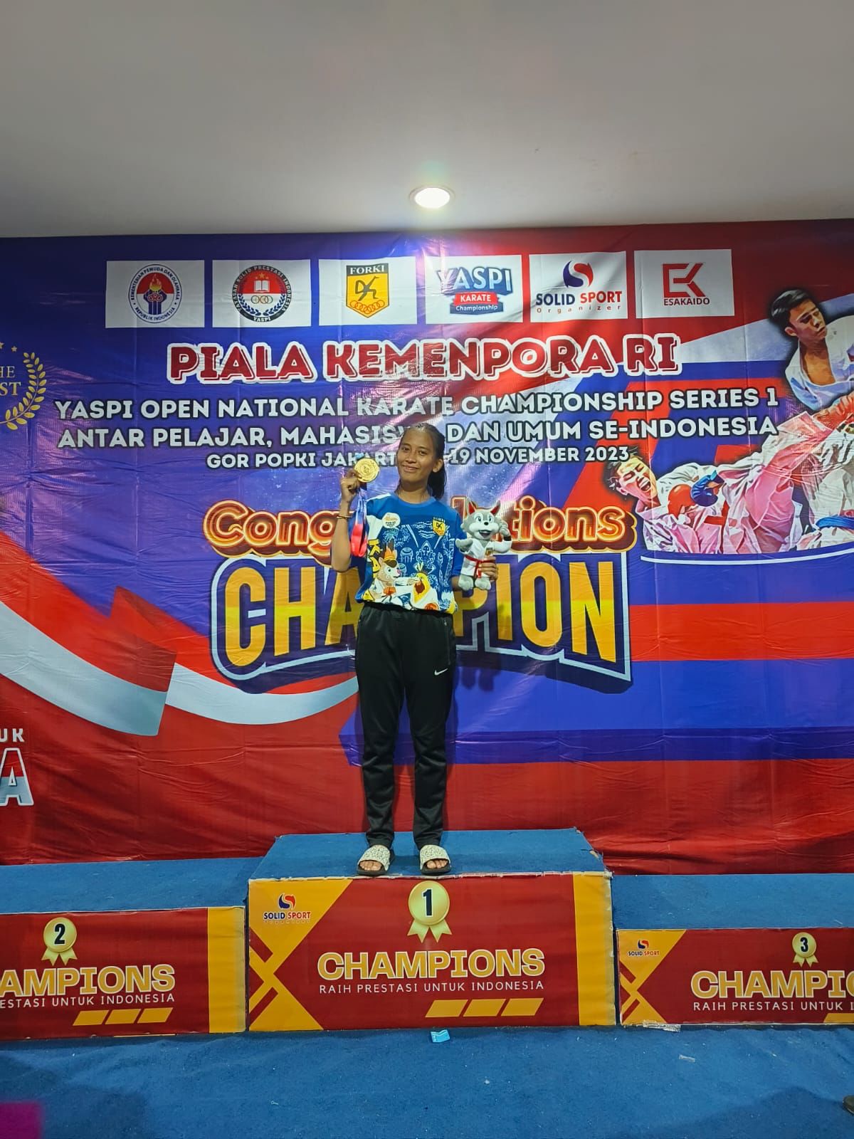 Mantap, Atlet Karate Teknokrat Sumbang Emas di Lomba Kejurnas