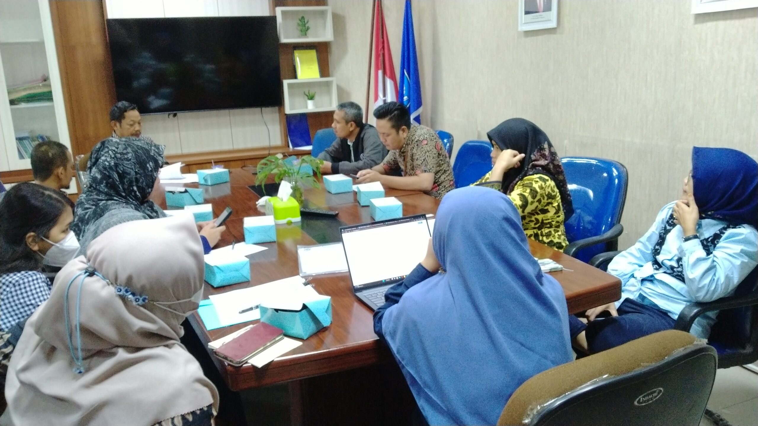 Bersiap Lakukan Audit, Biro Humas Universitas Lampung Gelar Rapat