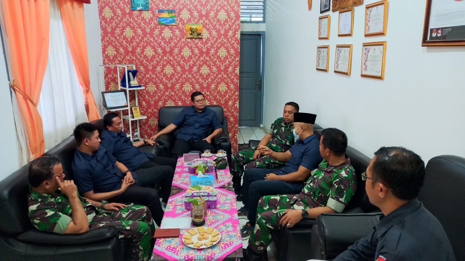 Dandim 0427 Way Kanan Kunjungi KPU, Terungkap Inilah Misi yang Dibawa