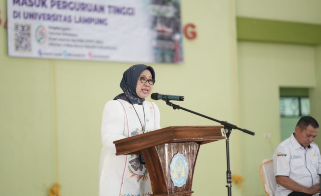 Rektor Unila Ikut Sosialisasikan Jalur Masuk Perguruan Tinggi kepada Siswa SMA di Lampung