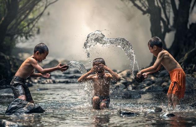 Mengurangi Stress dengan Tertawa Ternyata Bukan Mitos, Cek Faktanya