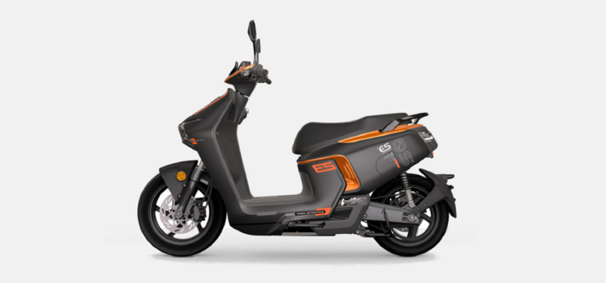 Cocok untuk Perjalanan Santai! Motor Listrik Vespa dari CSC Motorcycles, CSC ES5