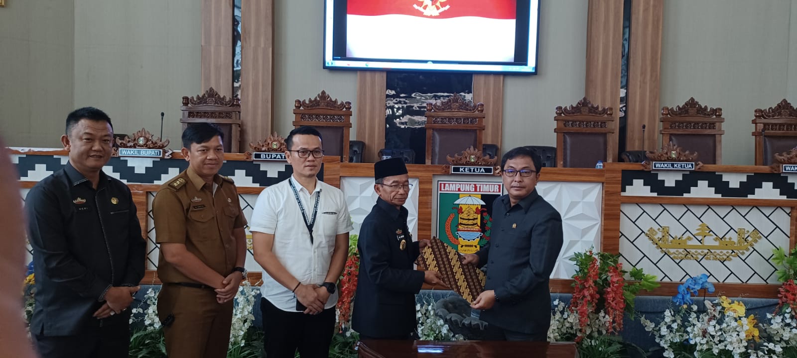 Sah! DPRD Lampung Timur Setujui 5 Raperda, Salah Satunya Kawasan Tanpa Rokok