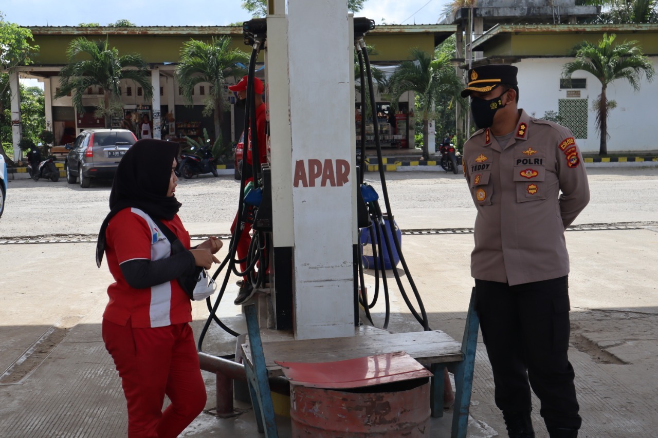 Kapolres Way Kanan Pantau Langsung Pendistribusain BBM di 5 SPBU
