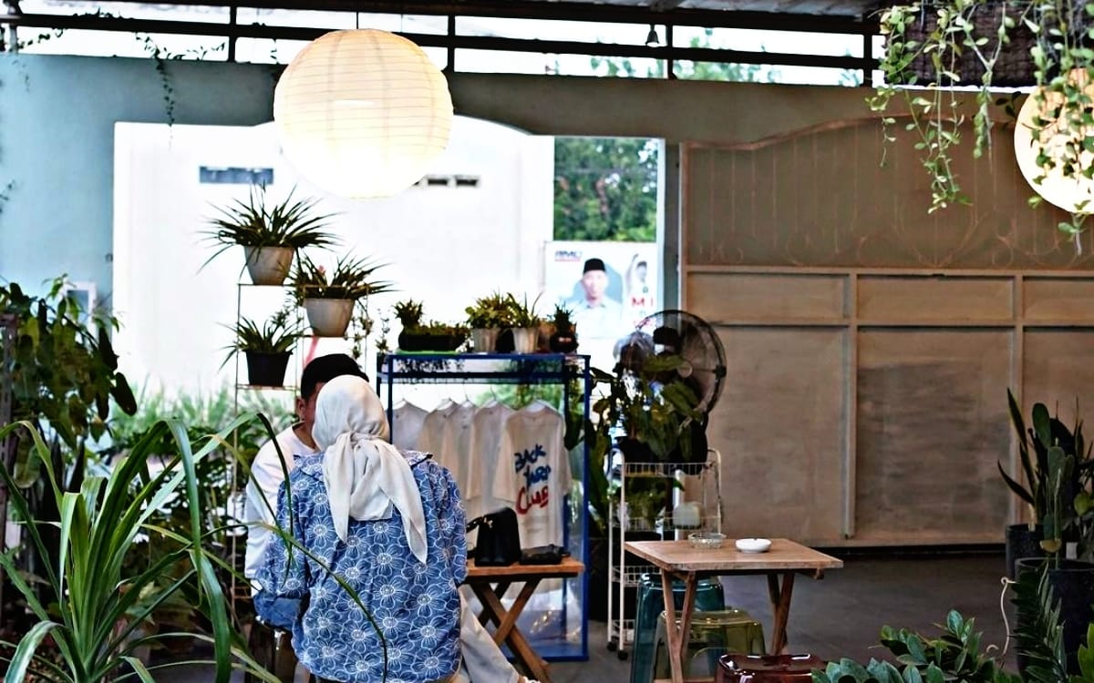 Backyard Milkbar, Rekomendasi Cafe Ter-Homey di Bandar Lampung yang Bisa Jadi Tempat Me Time