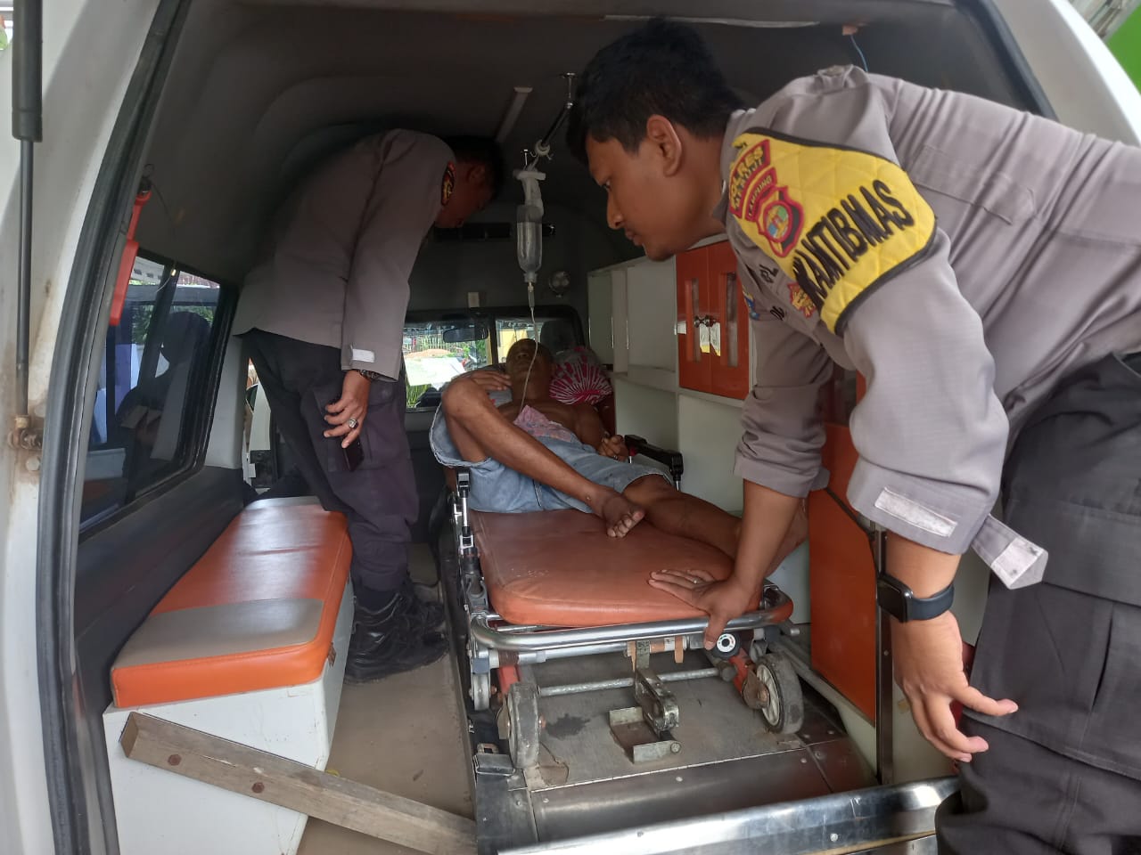 Marahi Istri, Seorang Suami Ditembak Hingga 3 Kali di Pinggang dan Lengannya