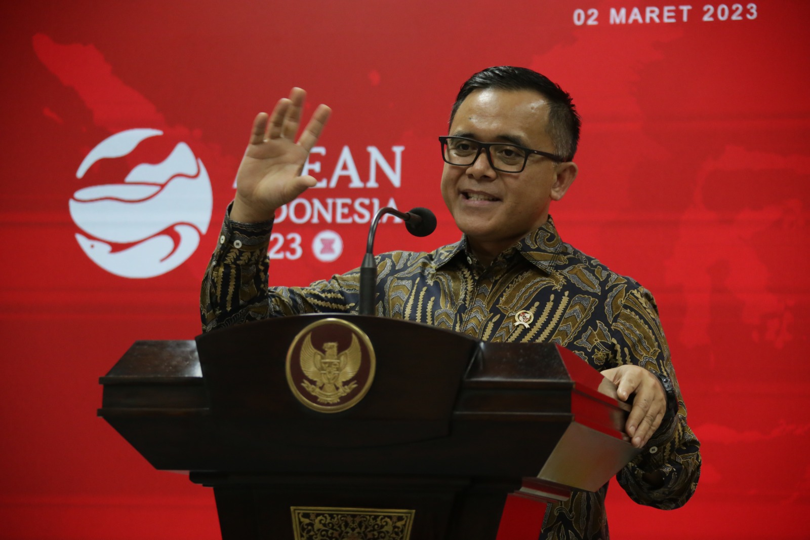 Catat! MenPAN-RB Larang PNS atau ASN Umbar Harta di Media Sosial
