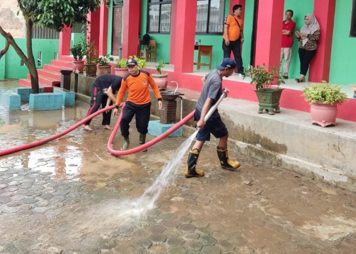 Curah Hujan Tinggi Diperkirakan Hingga Akhir Tahun, BPBD Bandar Lampung Minta Masyarakat Waspada