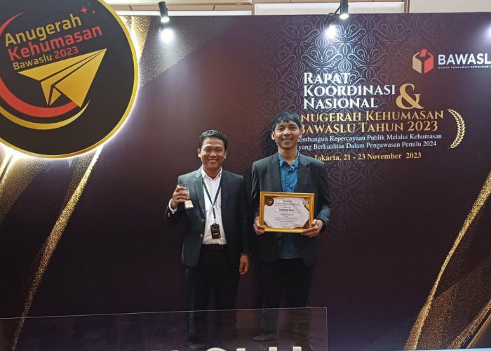 Humas Bawaslu Lambar Sabet Terbaik II Medsos Teredukatif Tingkat Nasional