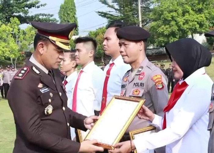 Ungkap Kasus Menonjol, 58 Personil Polres Lampura Diberi Penghargaan