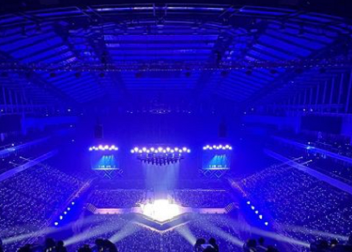 Catat ya, Barang-Barang yang Penting Dibawa Ketika Datang ke Konser KPop Idol