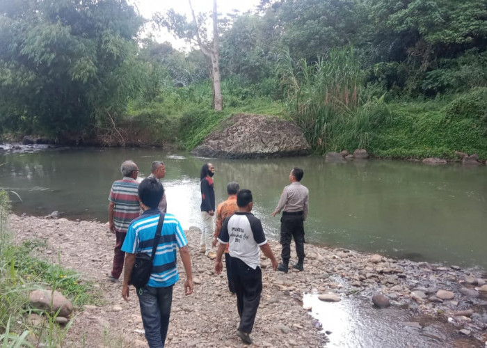 Siswi MTs Kelas VIII Meninggal Lantaran Mandi di Aliran Sungai Abung