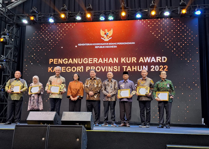 Raih KUR Award 2023, Arinal Djunaidi Minta Menkeu Tambah KUR Untuk Lampung