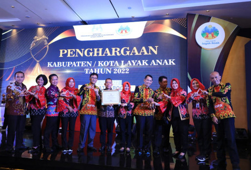 Winarti Kembali Antar Tulang Bawang Raih KLA Tingkat Nindya 