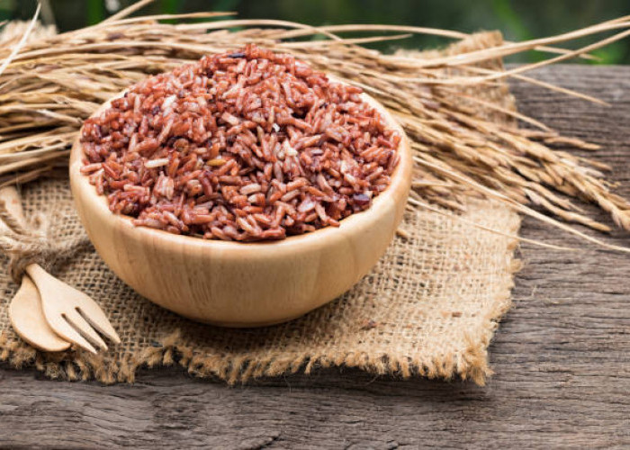 5 Manfaat Mengkonsumsi Beras Merah untuk Kesehatan, Selain Cepat Kenyang Ternyata Mengurangi Risiko Diabetes