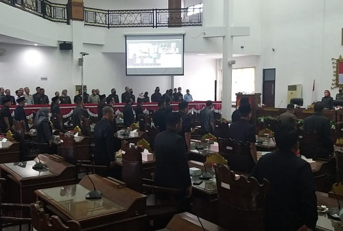 Mosi Tidak Percaya Belum Reda, Rapat Paripurna Urung Dilaksanakan