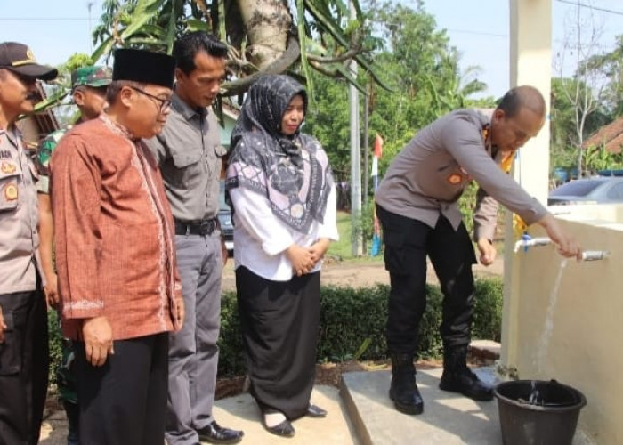 Polres Pringsewu Bangun Sumur Bor, Atasi Krisis Air Bersih