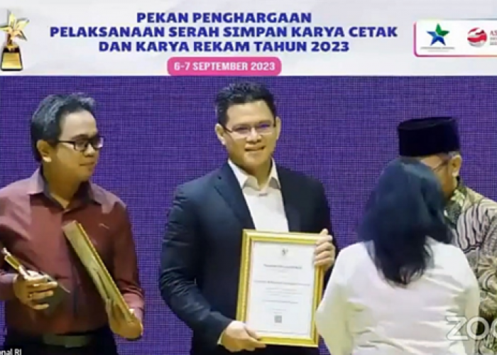 Disiplin Dalam Laksanakan Serah Simpan Karya, Dosen DKV Ini Bawa ITERA Press Raih Penghargaan