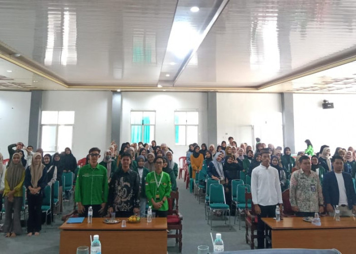 Seminar Nasional UKM, Petrus Tjandra Tegaskan Peran Penting UMKM Dukung Perekonomian Nasional 