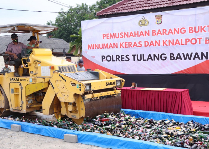 2.610 Botol Miras dan Knalpot Brong Dimusnahkan, Hasil Dua Operasi Kepolisian di Tulang Bawang