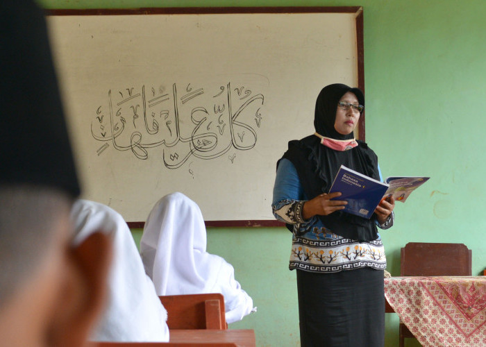 Pengajuan Tunjangan Insentif Guru Madrasah Bukan PNS Sampai 7 April, Cek Syaratnya 