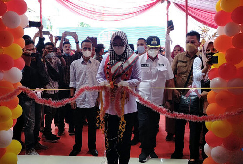 Bupati Tanggamus Resmikan Pasar Tradisional Semi Modern Kecamatan Talang Padang