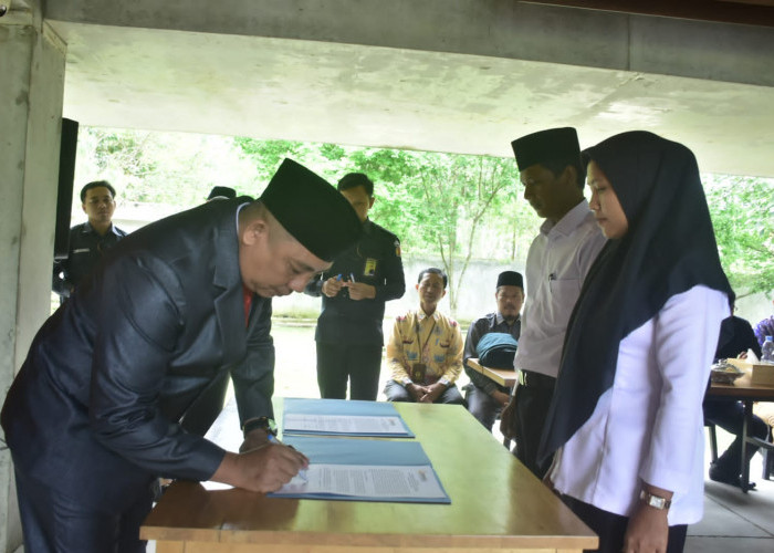 Begini Warning Ketua Bawaslu Tubaba ke Anggota yang Baru Dilantik