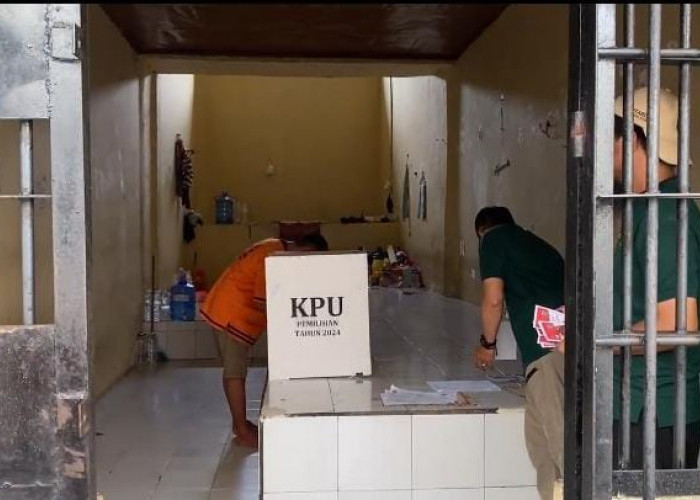 75 Tahanan Polresta Bandar Lampung Mencoblos di dalam Sel