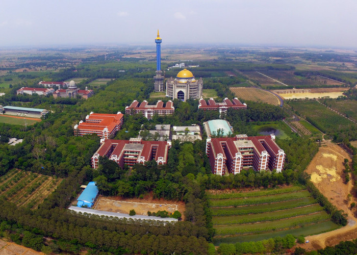 Banyak Keanehan di Al Zaytun, Kok MUI Tak Bersikap? Abaikan Rekomendasi 22 Tahun Silam?